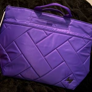 NWT Lug tenor with removable strap & handles violet